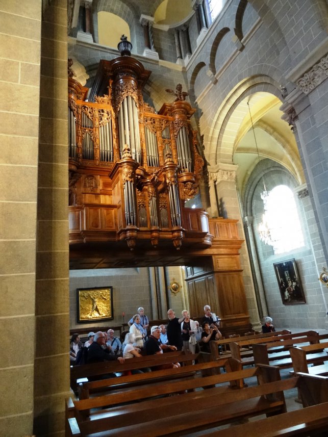 Y. Amouroux et Le Puy" sous l\'orgue : 1466182472.h24.20160609.le.puy.en.velay.sortie.aaa.dsc02837.jpg
