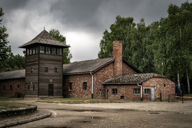 L'univers concentrationnaire