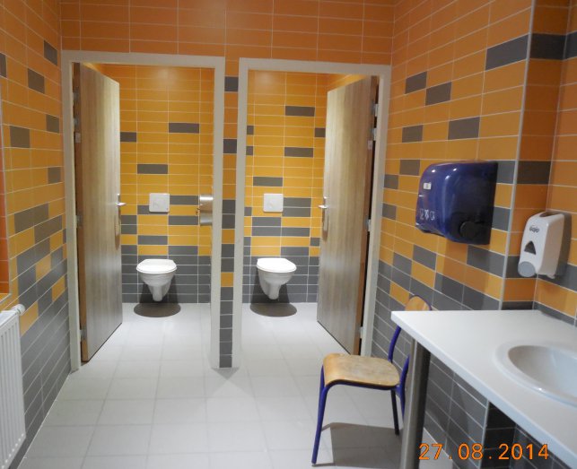 2014-Arago rénové pour la rentrée  Enfin des toilettes modernes... : 1409212997.arago.2014.08.27.25.jpg