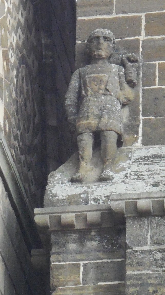 2016 - Le Puy en Velay Un des gardes gallo-romains du clocher : 1465574658.dscn5659.jpg