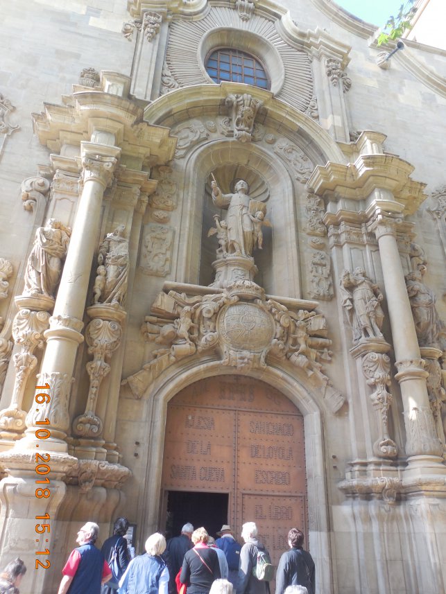 2018 Octobre Montserrat La façade de l\'Eglise jésuite de Manresa : 1540115396.dscn8997.jpg