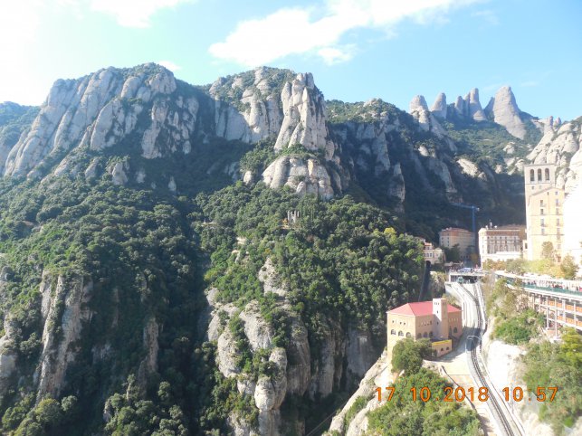 2018 Octobre Montserrat tout là-haut : 1540117679.dscn9076.jpg