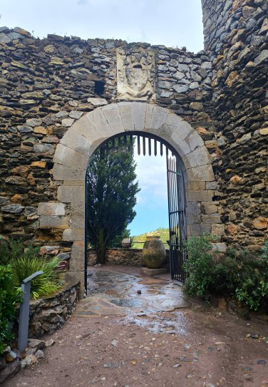 CASTELNOU21