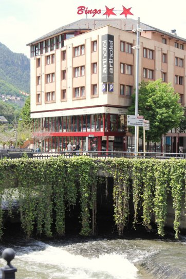 Screenshot 2026 07 09 at 18 24 58 Rretour a l Art hotel a Andorre la Vieille . 2024 05 ANDORRE 2024 05 ANDORRE Amicale des Anciens eleves du lycee Arago de Perpignan AAA